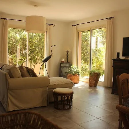 Holiday home La Rousse *